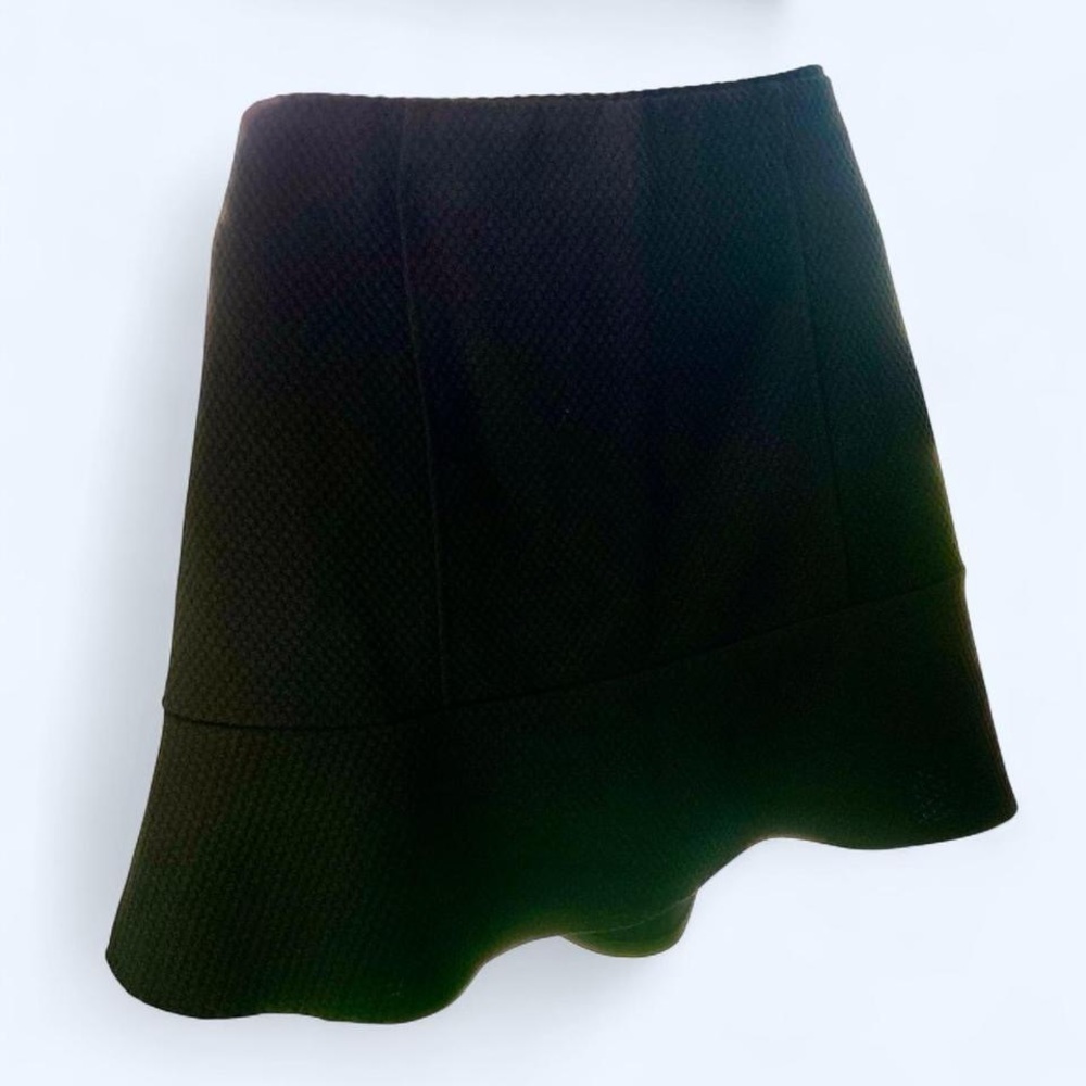 Elegant Black Women's Textured Flared Mini Skirt Olive & Oak L